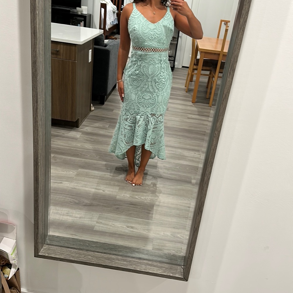 Lulus sea foam green dress. Size 2